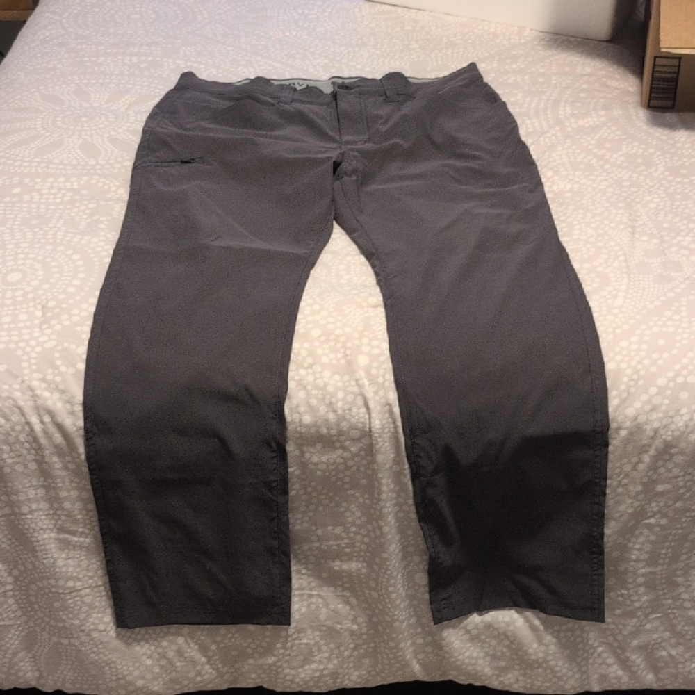 Orvis Men's Charcoal Chinos